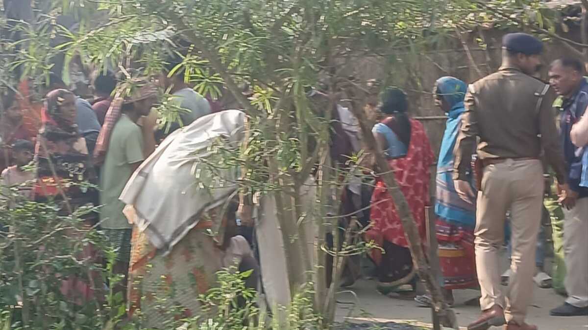 मुजफ्फरपुर में पारु विधायक के ड्राइवर की संदिग्ध मौत, घर के पास झाड़ियों में मिला जख्मों से भरा शव, जांच के लिए पहुंची FSL और डॉग स्क्वायड की टीम