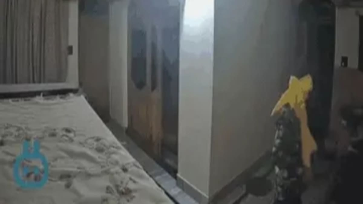 ​पटना के कंकड़बाग में बड़ी चोरी, रिटायर्ड कर्नल और डॉक्टर के 3 फ्लैट्स साफ, CCTV में कैद हुए शातिर