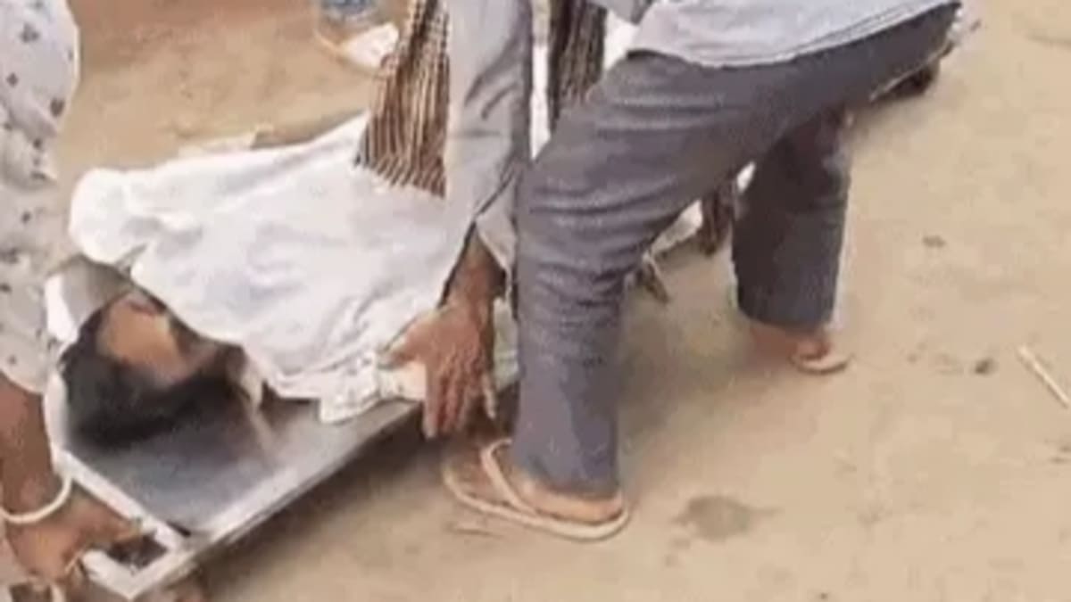 ​सारण में संदिग्ध स्थिति में मजदूर की मौत, पत्नी का आरोप- जहरीली शराब ने छीनी आंखों की रोशनी और जान