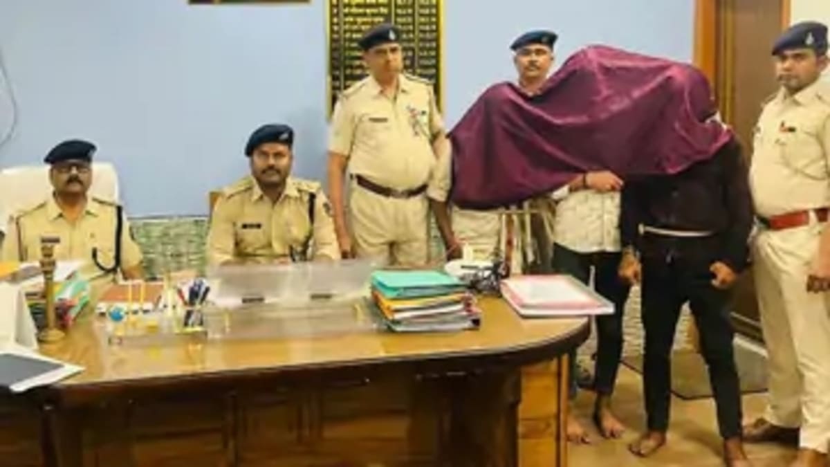 ​बक्सर पुलिस की बड़ी कार्रवाई, ट्रांसफार्मर से तेल चुराने वाले गिरोह का भंडाफोड़, तीन आरोपी गिरफ्तार