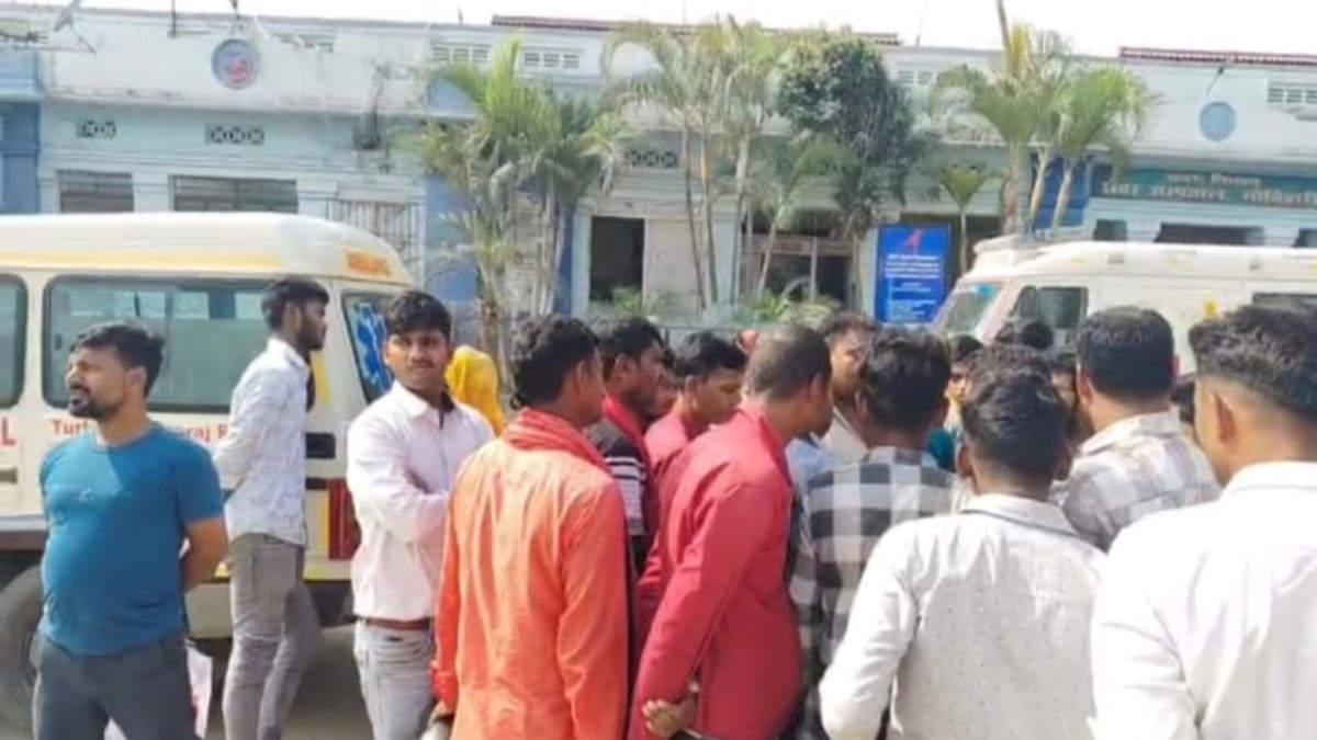 ​मोतिहारी में तीसरी मंजिल पर सरिया बांधते समय बिजली की चपेट में आया मजदूर, मौत से परिवार में मातम