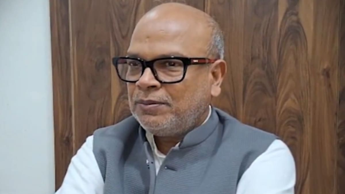 कांग्रेस के 3 विधायकों पर गिरेगी गाज, अनुशासन समिति ने थमाया नोटिस, अनुपस्थिति से बिगड़ा महागठबंधन का खेल