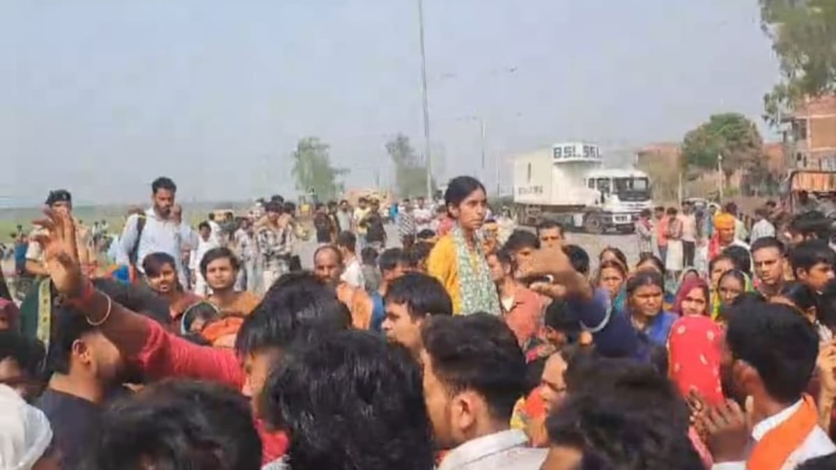 रोहतास में रसोई गैस संकट, 8 एजेंसियों में होम डिलीवरी शुरू, पर कतारें अब भी बरकरार