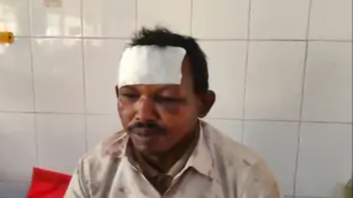 भागलपुर में दो पक्षों के बीच हिंसक झड़प, कई लोग लहूलुहान, जमकर चले लाठी-डंडे और पिस्तौल के बट, अस्पताल पहुंचे 2 परिवार