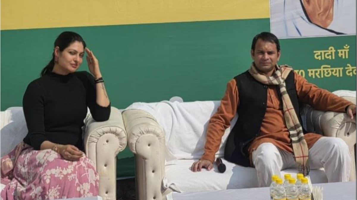 मुजफ्फरपुर की मोनिका मनी ने थामी जेजेडी की कमान, मिसेज इंडिया से राजनेता बनीं, तेज प्रताप के विजन को बताया आधुनिक