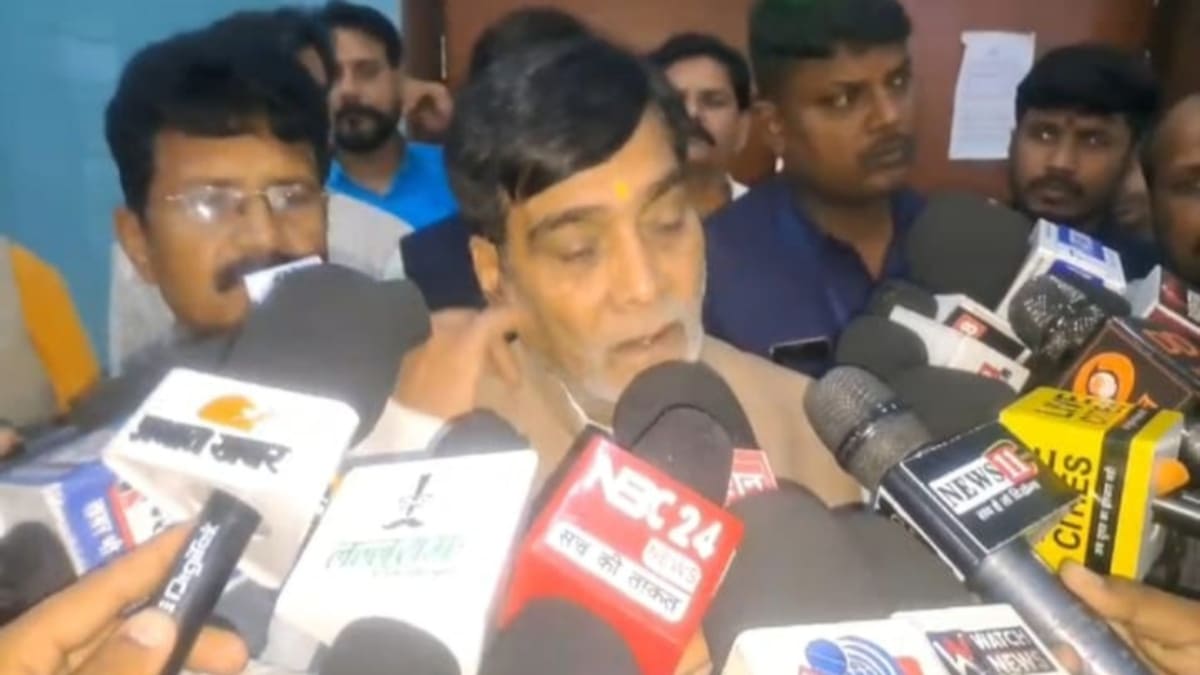 पटना के ​गांधी मैदान में ईद की नमाज पर सियासी घमासान, सीएम नीतीश की जगह पुत्र निशांत पहुंचे, रामकृपाल यादव ने विपक्ष को घेरा