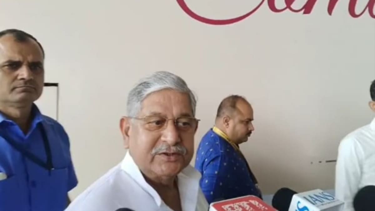 ​JDU के सर्वेसर्वा बने रहेंगे नीतीश कुमार, ललन सिंह का ममता बनर्जी पर तीखा हमला, अनंत सिंह पर साधी चुप्पी