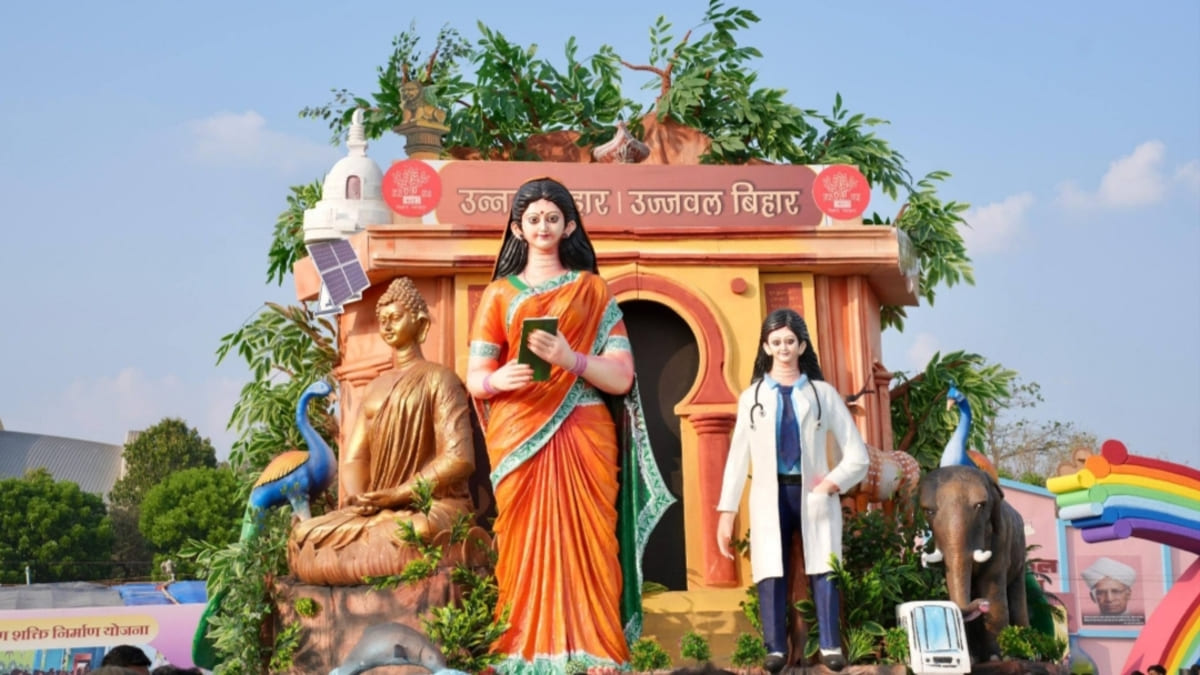 मुजफ्फरपुर में बिहार दिवस का भव्य आगाज, उन्नत बिहार-उज्ज्वल बिहार की गूंज, 26 स्टॉलों पर दिख रही विकास की तस्वीर