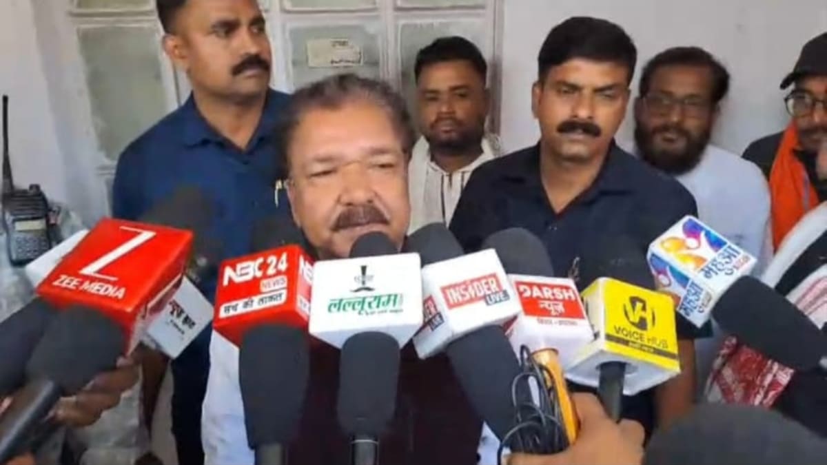 RJD की काली करतूतों का हिसाब 100 साल तक होगा, अनंत सिंह के समर्थन में उतरे मंत्री दिलीप जायसवाल