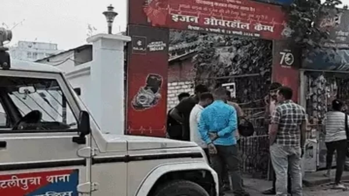 ​पटना में बेखौफ अपराधियों ने बैंक जाने से पहले ही 20 लाख किये साफ, कट्टा सटाकर कैश एजेंट को सरेआम लूटा