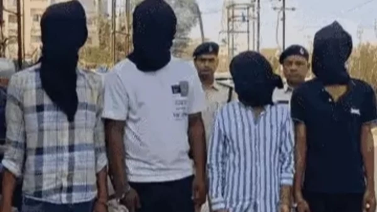 पटना में 2 लाख के जाली नोटों के साथ इटली रिटर्न मास्टरमाइंड समेत 4 गिरफ्तार