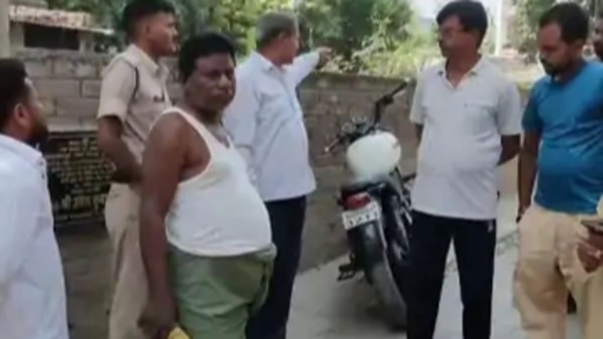 ​खाकी के पहरे में भी सुरक्षित नहीं शहर, मुजफ्फरपुर पुलिस लाइन के पास बुजुर्ग से डेढ़ लाख की चेन झपटी