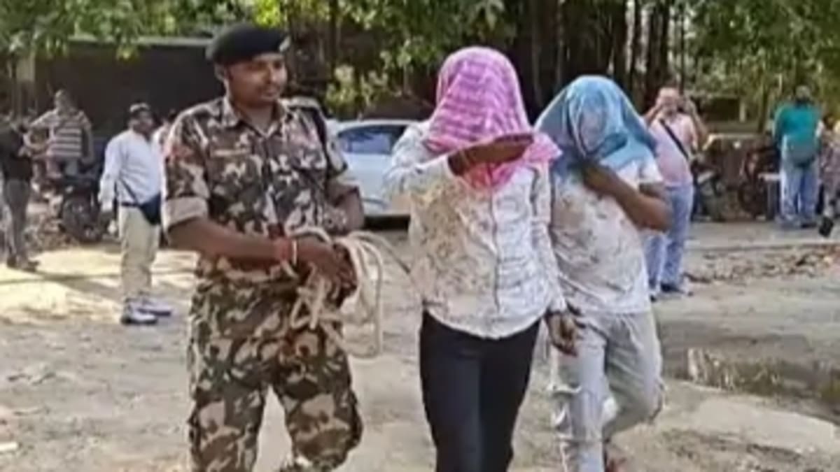 पटना में 1.681 किलो ब्राउन शुगर और 19 किलो कच्चा माल बरामद, वर्दी की आड़ में सिपाही कर रहा था तस्करी