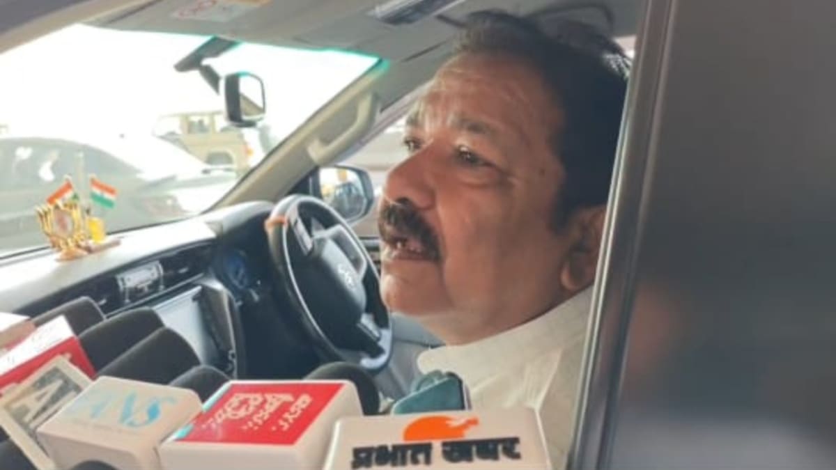 विपक्ष फैला रहा अफवाह, देश में तेल-गैस की कमी नहीं, बॉर्डर फेंसिंग पर बोले मंत्री दिलीप जायसवाल, राहुल गांधी पर साधा निशाना