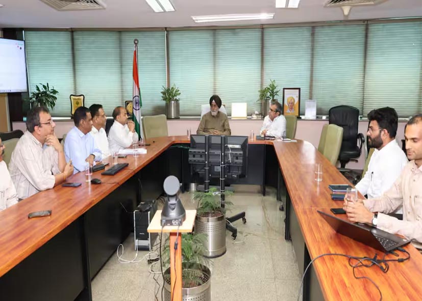 दिल्ली में डिजिटल पहल: MCD मेयर ने लॉन्च किया ‘मलबा पोर्टल’, अपशिष्ट प्रबंधन होगा पारदर्शी और व्यवस्थित, प्रदूषण पर लगेगी लगाम