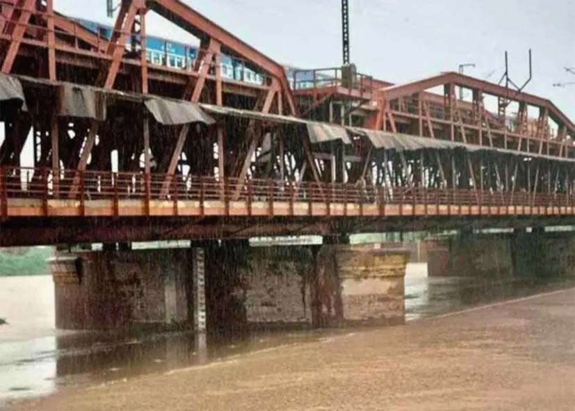 दिल्ली का ऐतिहासिक ‘लोहे का पुल’ ट्रेनों के लिए आज से बंद, 150 साल पुरानी विरासत को मिला विराम, अब नए पुल से गुजरेंगी ट्रेनें