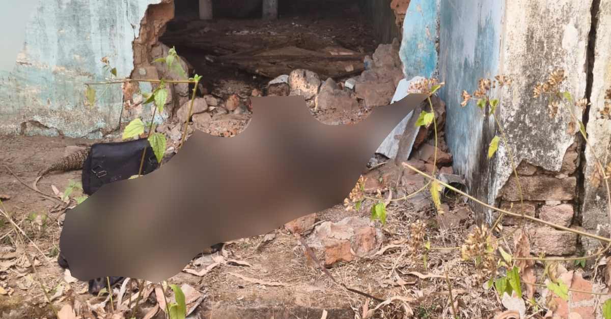 रिटायर्ड फौजी के खंडहरनुमा मकान में मिली युवती की सड़ी गली लाश: कागज की पर्ची पर लिखा था ‘काजल’ नाम, शव के पास मिले ‘ब्लैक पर्स’ से सुलझेगी पहेली ?