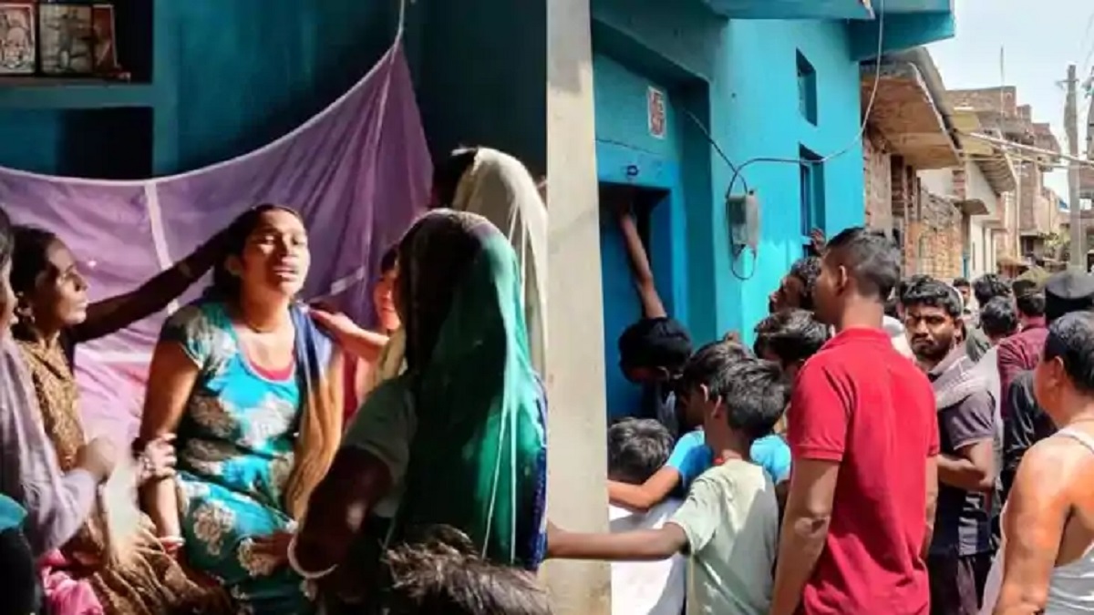 Bihar Crime: तीन सगे मासूम भाई-बहनों की कटर मशीन से गला रेतकर हत्या, सनकी चाचा ने घटना को दिया अंजाम