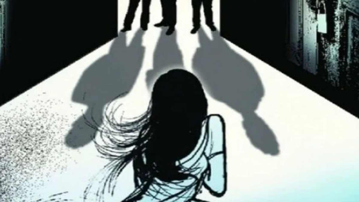 भोपाल में महिला के साथ गैंगरेप: 4-5 लोगों ने अगवा कर वारदात को दिया अंजाम, घर से पेट्रोल डलवाने निकली पीड़िता रात 2:30 बजे बेसुध हालत में लौटी   
