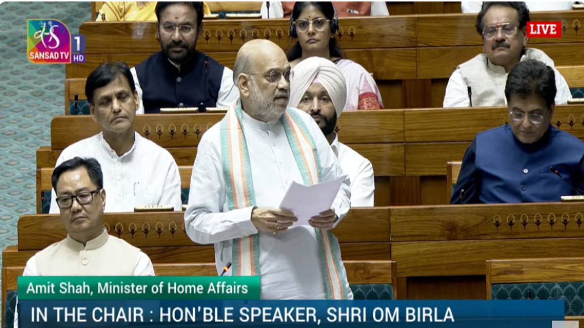 Amit Shah Live : नक्सलवाद के खात्मे पर लोकसभा में चर्चा, गृहमंत्री अमित शाह ने कहा – नक्सल मुक्त हुआ छत्तीसगढ़ …