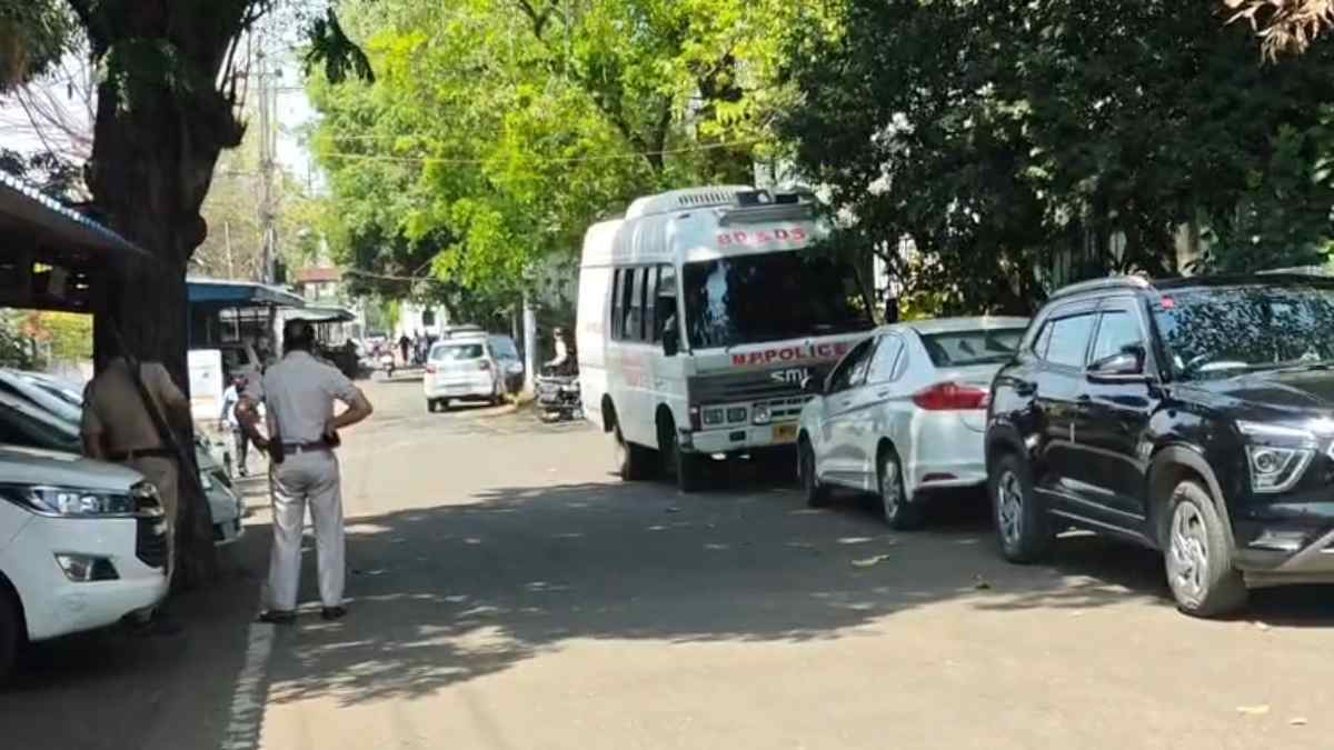 MP में ‘बम धमकी’ का सिलसिला जारी: तमिल मंत्री सेंथिल बालाजी से CBI केस हटाने का किया जिक्र, इंदौर से लेकर भोपाल में हड़कंप