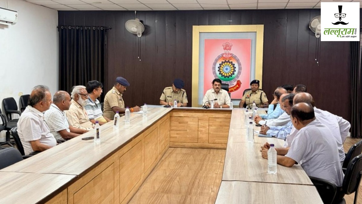 Bilaspur News : फैक्ट्री संचालकों को SSP की सख्त चेतावनी, कहा- सुरक्षा मानकों में लापरवाही बरतने पर होगी सख्त कार्रवाई