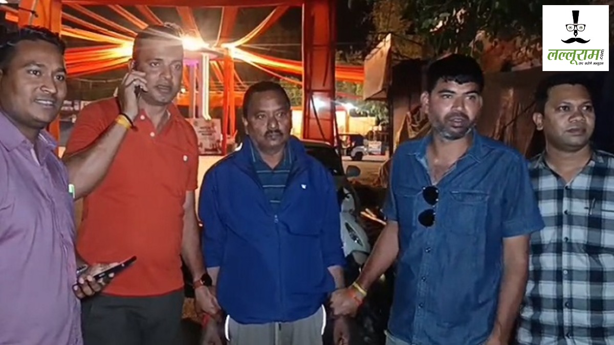 CG ACB Trap : एक लाख की रिश्वत लेते रंगे हाथों तहसील का बाबू हुआ गिरफ्तार, ACB रेड का डर दिखाकर करता था वसूली