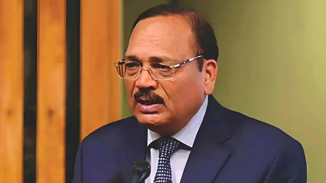 ‘देश की 65 करोड़ माताओं, बहनों और बेटियों को लगना चाहिए कि…’, CJI सूर्यकांत ने ऐसी बात बोली की महिला वकीलों की तालियों से गूंज उठा हॉल