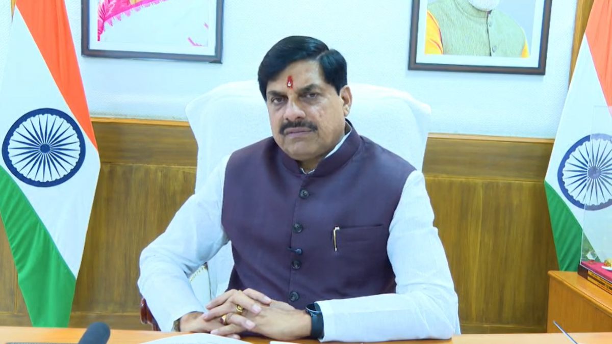 सीएम डॉक्टर मोहन ने की राहुल गांधी की निंदाः कहा- कांग्रेस का षडयंत्र जनता समझती है, देश- प्रदेश में गैर-जिम्मेदाराना व्यवहार कर रही कांग्रेस