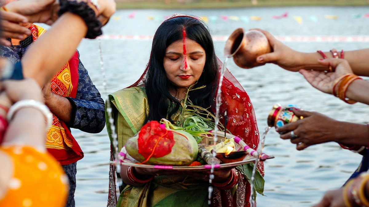 Chaiti Chhath 2026: चैती छठ का तीसरा दिन आज, डूबते सूर्य को दिया जाएगा अर्ध्य, जानें पूजा विधि और शुभ मुहूर्त