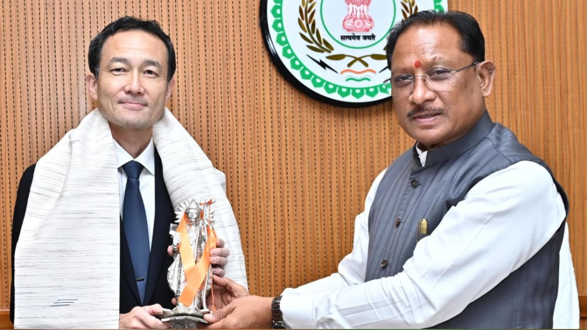 CM साय से जापान दूतावास के मंत्री आबे नोरिआकि ने की मुलाकात, औद्योगिक निवेश और विकास की संभावनाओं पर हुई चर्चा