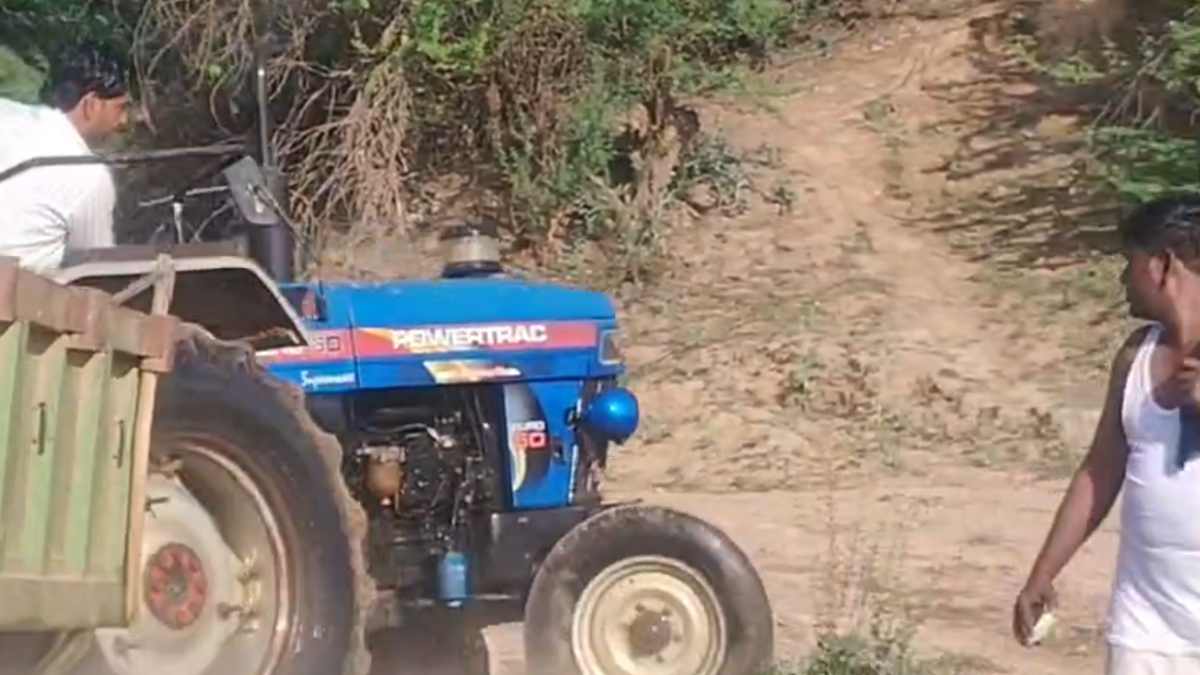 दतिया में रेत माफिया के हौसले बुलंदी पर: उत्खनन रोकने गए वन रक्षक पर ट्रैक्टर चढ़ाने की कोशिश, जमकर की मारपीट 