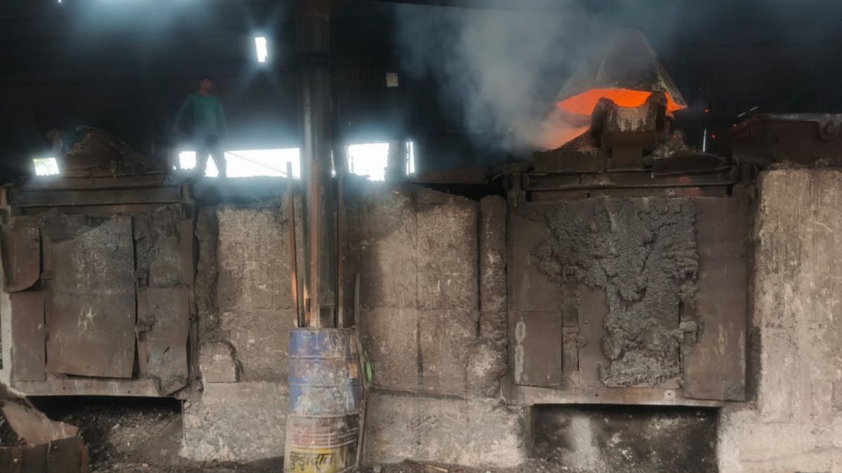 प्रदूषण फैलाने वाले इंडस्ट्रीज पर कड़ी कार्रवाई : पर्यावरण मंडल ने 15 उद्योगों के उत्पादन पर लगाया रोक, 9.22 लाख रुपये की क्षतिपूर्ति वसूली