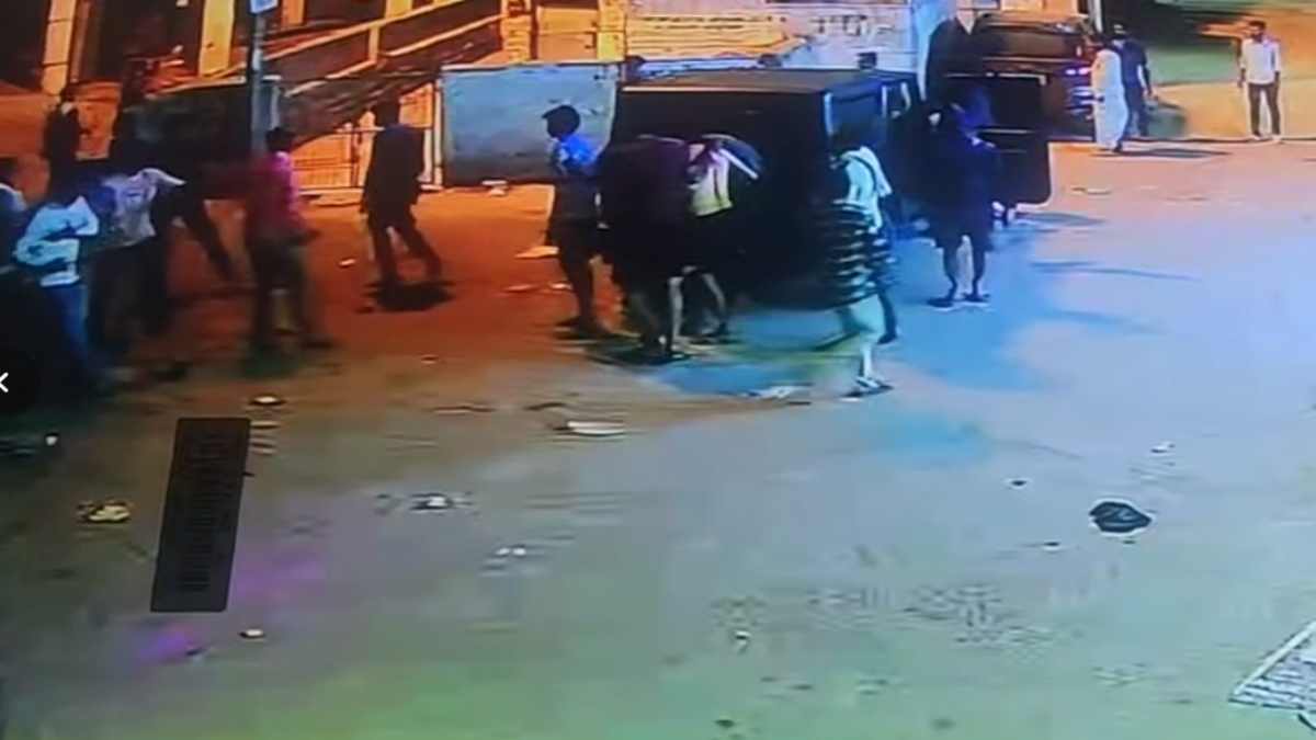 सनसनीखेज साजिश: दुश्मनों को फंसाने के लिए दोस्त के सीने में मारी गोली, फिर खुद फरियादी बनकर पहुंचा थाने; CCTV  फुटेज से खुला राज, आरोपी गिरफ्तार