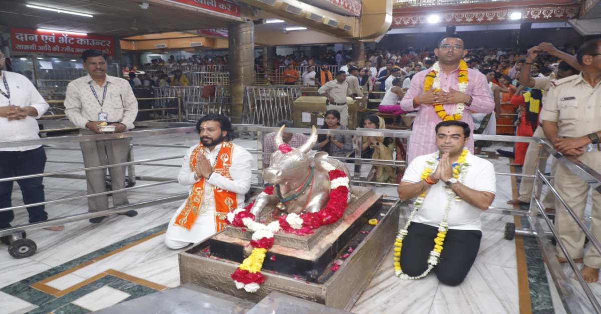 महाकाल के दरबार पर छत्तीसगढ़ के कैबिनेट मंत्री गुरु खुशवंत साहेब, प्रदेश की खुशहाली के लिए मांगा आशीर्वाद, नक्सलवाद पर कही ये बड़ी बात