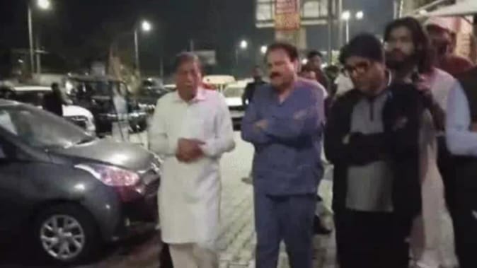 अमृतसर में कांग्रेसी नेता के भतीजे पर फायरिंग, इलाके में दहशत, जांच में जुटी पुलिस