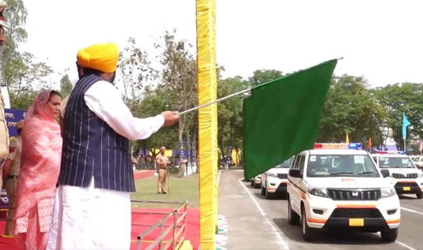 पंजाब पुलिस को मिली 508 क्विक रिस्पांस वाहन, CM भगवंत मान ने दिखाई हरी झंडी
