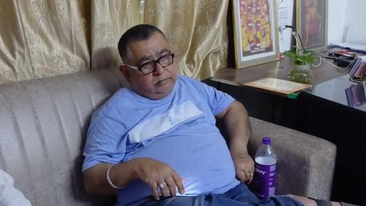 दिनदहाड़े लूट नहीं, हनीट्रैप का शिकार! ग्वालियर में कारोबारी से 8 तोला सोना लूटकर महिलाएं हुई फरार, CCTV ने खोला राज  