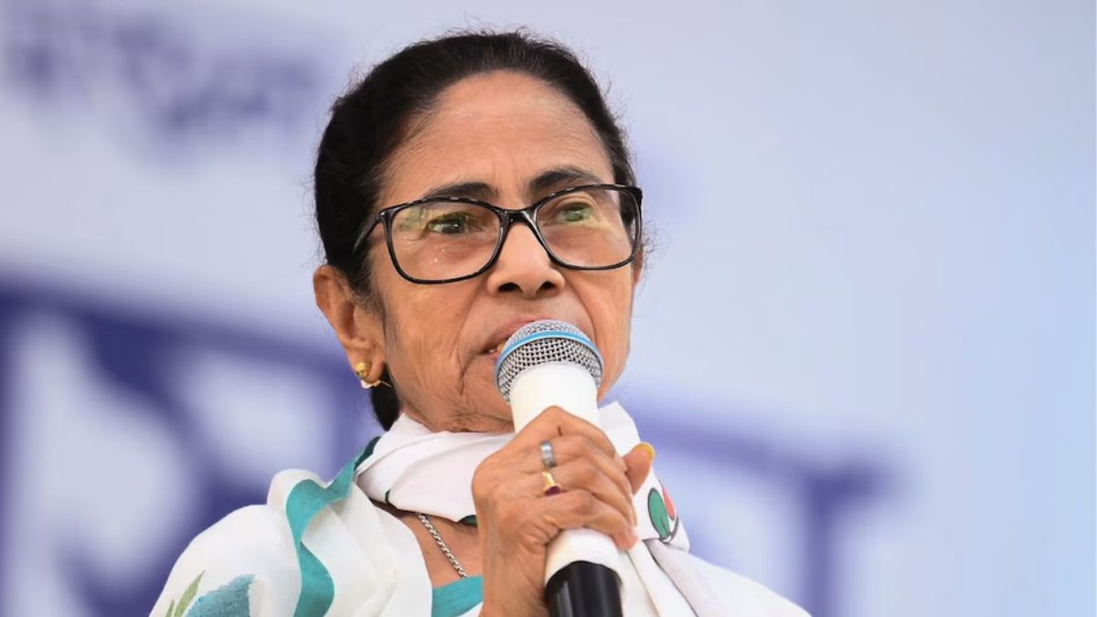 ‘मुझे मारने की साजिश BJP रच रही है …’, बंगाल चुनाव के दौरान ममता बनर्जी का सनसनीखेज दावा, बोलीं- मुझे हराने के लिए 1.20 करोड़ वोटर लिस्ट से हटाए गए