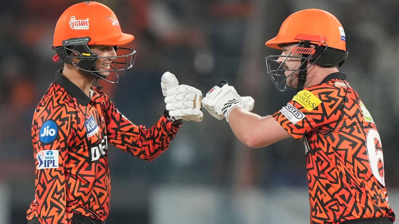 IPL 2026 Opening Pairs : किस टीम के पास है सबसे ‘विस्फोटक’ ओपनिंग जोड़ी? यहां देखें सभी 10 टीमों के सलामी बल्लेबाजों की पूरी लिस्ट…