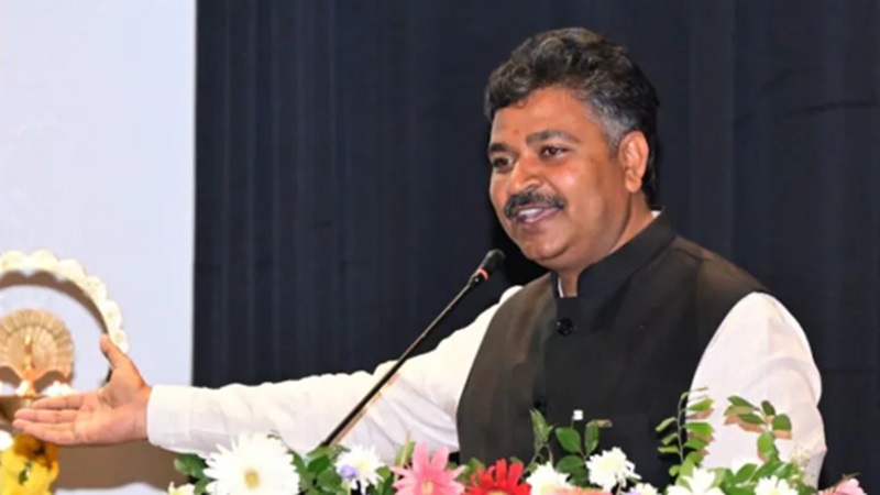 Rajasthan News: पंचायत चुनाव टले तो डूब जाएंगे 1900 करोड़! टीकाराम जूली ने सरकार को दी सीधी चेतावनी