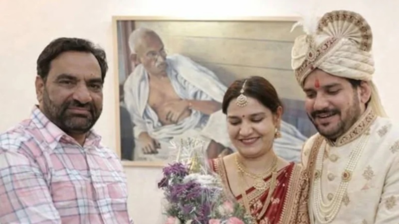 Mukesh Bhakar Marriage: मुकेश भाकर की शादी पर बवाल, राजाराम मील और हनुमान बेनीवाल में ठनी