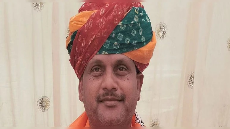 Rajasthan News: राजस्थान के कैबिनेट मंत्री हेमंत मीणा की बिगड़ी तबीयत, ICU में भर्ती के बाद उदयपुर रेफर