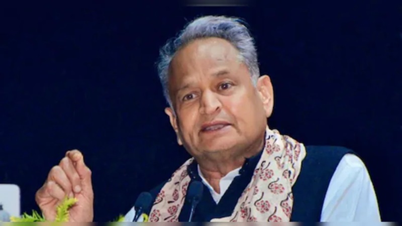 Rajasthan Politics News: CM रहते हुए भी किराए के घर में रहा मेरा बेटा वैभव… जयपुर एयरपोर्ट पर अशोक गहलोत का बड़ा खुलासा, मोदी-शाह से कर दी ये मांग!