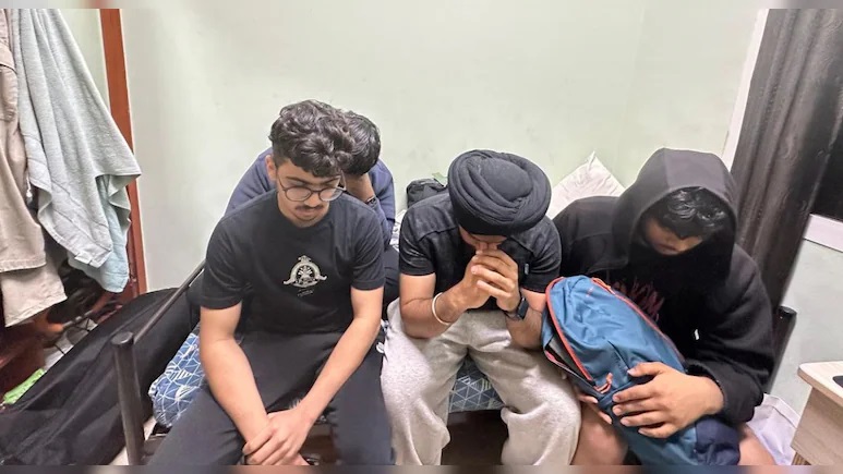 Rajasthan News: चारों तरफ गिर रही मिसाइलें; अबू धाबी में फंसे कोटा के छात्र, परिजनों ने ओम बिरला से लगाई गुहार