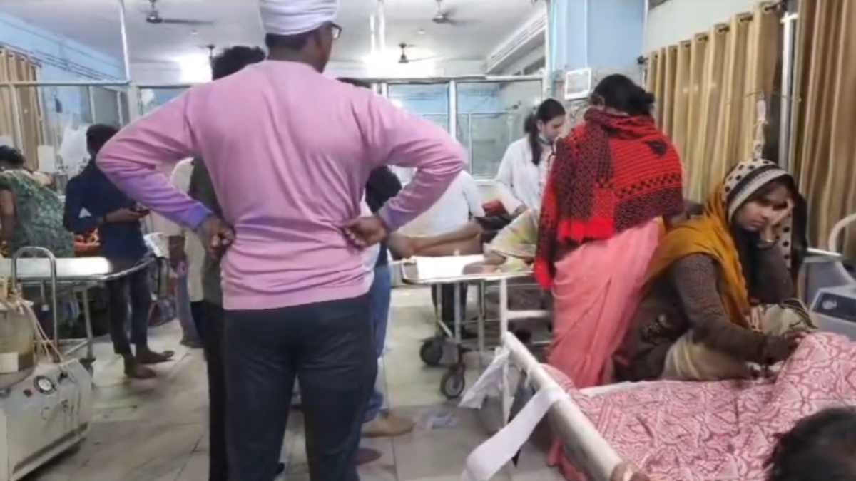 घरेलू विवाद के बाद परिवार ने खाया जहर: बेटे की मौत, पति-पत्नी और 3 साल का बेटा गंभीर, झगड़े के बाद उठाया खौफनाक कदम 