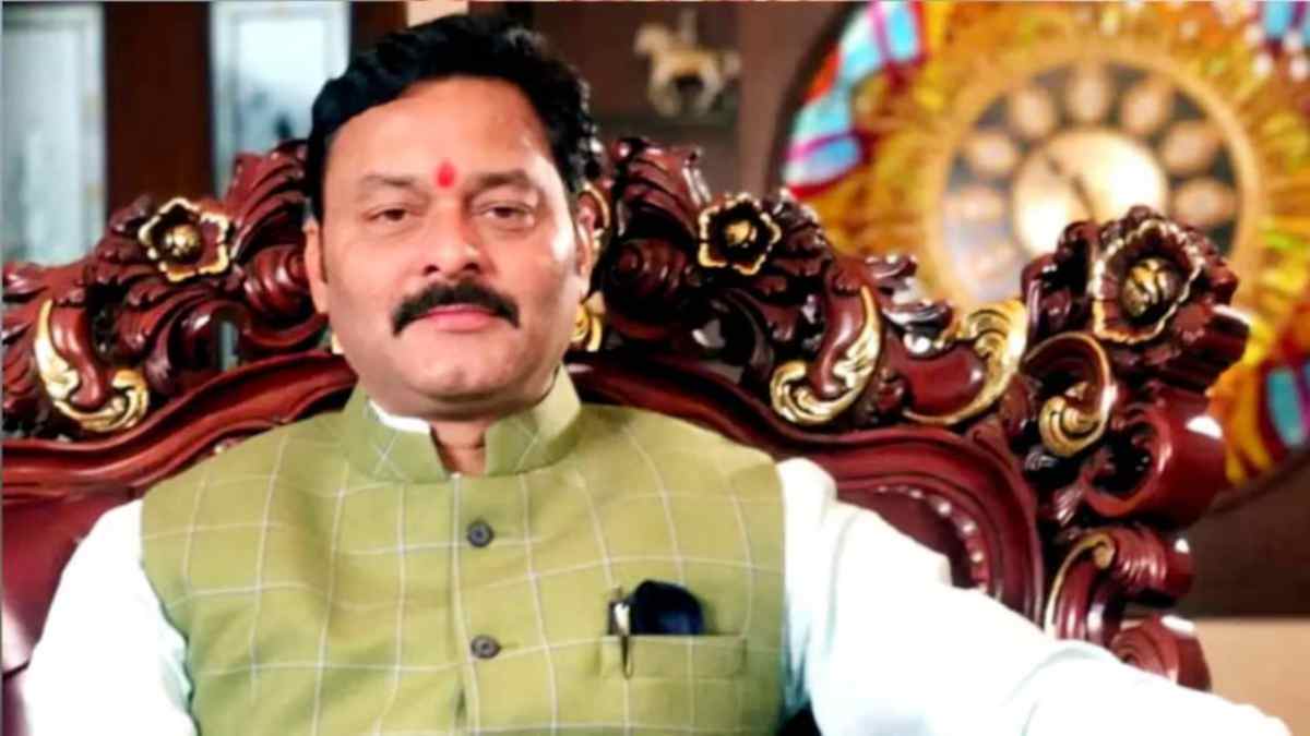 जज को फोन करने पर बुरे फंसे BJP विधायक संजय पाठक, कार्रवाई की मांग को लेकर याचिका दाखिल, हाईकोर्ट की डबल बेंच में होगी सुनवाई