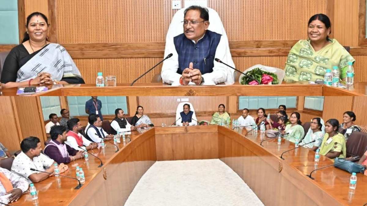 मुख्यमंत्री विष्णु देव साय से जशपुर जिले के सरपंचों ने की मुलाकात: CM ने साझा किया अपना अनुभव, कहा-ग्रामीण विकास में सरपंचों की है महत्वपूर्ण भूमिका