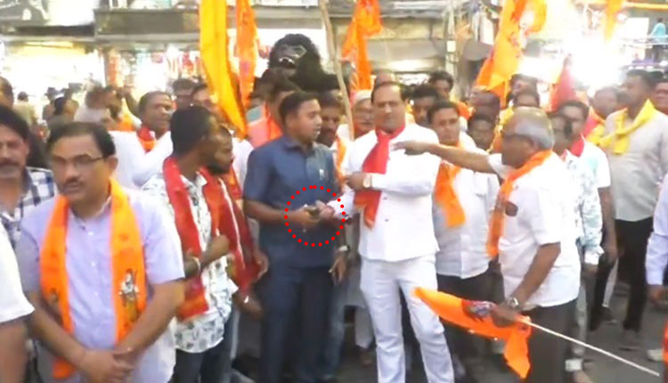 राम नवमी फायरिंग विवाद: टिटिलागढ़ के MLA नवीन जैन का PSO सस्पेंड, केस दर्ज