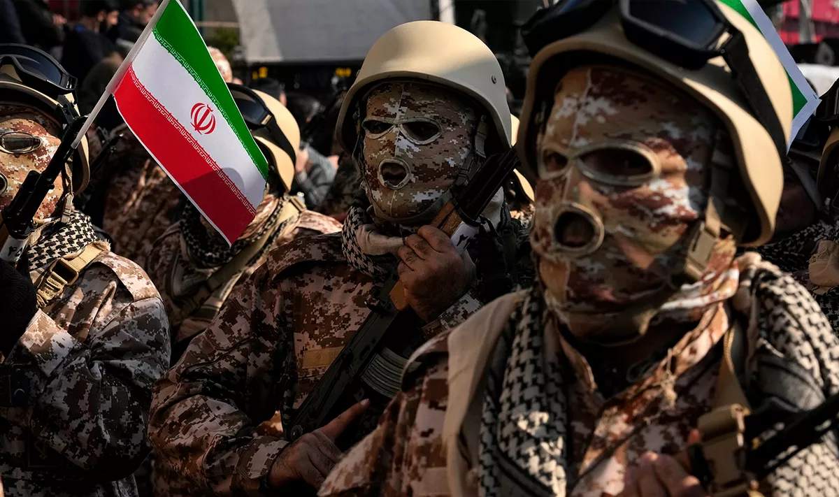 ‘दुश्मन की टांग काटकर अलग कर देंगे…’, ईरान की दहाड़, ईरानी सेना बोली- हमारी जमीन पर पैर रखने वाले दुश्मन के सैनिकों को जहन्नुम की सैर कराएंगे